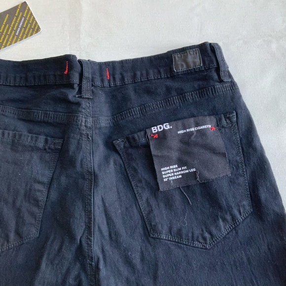 BDG High Rise Cigarette Jeans in Black - Picture 8 of 9